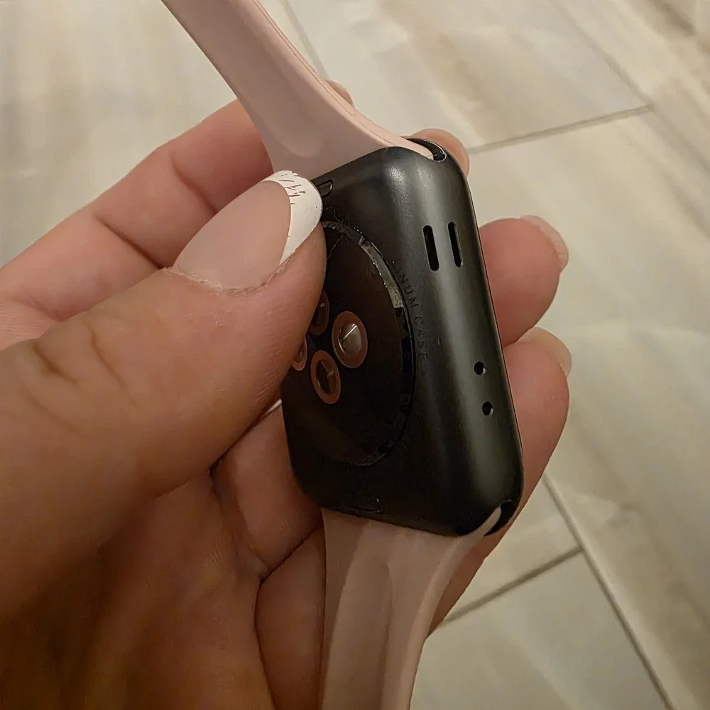 Apple Watch Series 3,‎ 42mm Aluminum Case Ion-X Ceramic Back GPS LTE WR-50M F3
